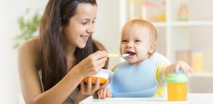 Las mejores papillas de cereales para bebés. ¿Cómo prepararlas?